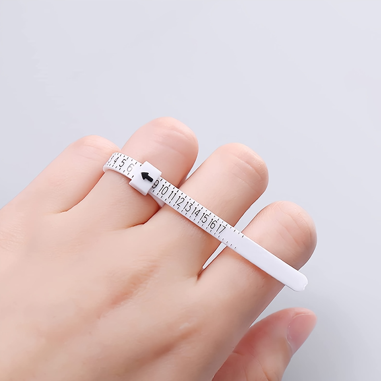 Weißes Ringgrößenmesswerkzeug  – Tape Measure Bewertung und Preis